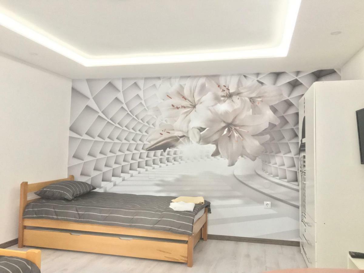 Ferienwohnung Apartman Lilium Sarajevo Exterior foto