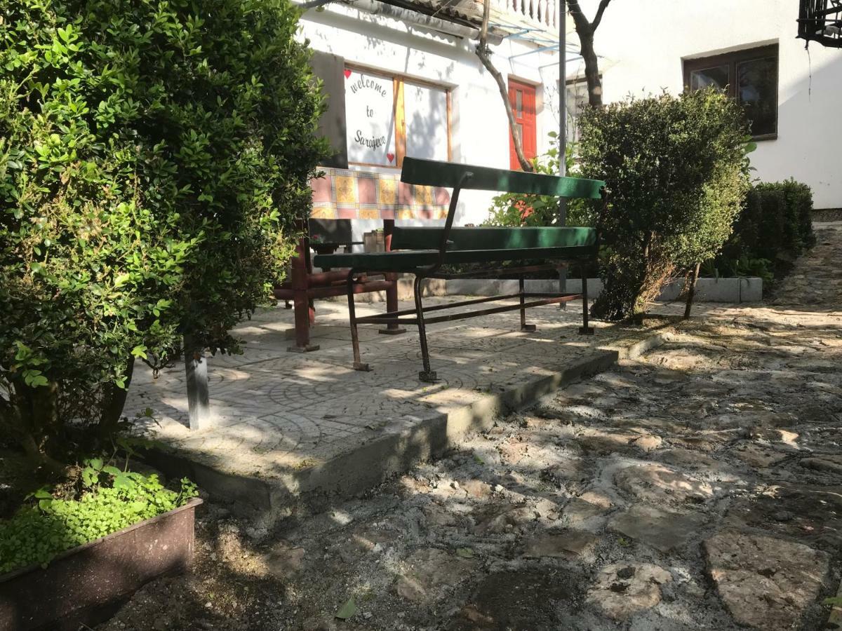 Ferienwohnung Apartman Lilium Sarajevo Exterior foto